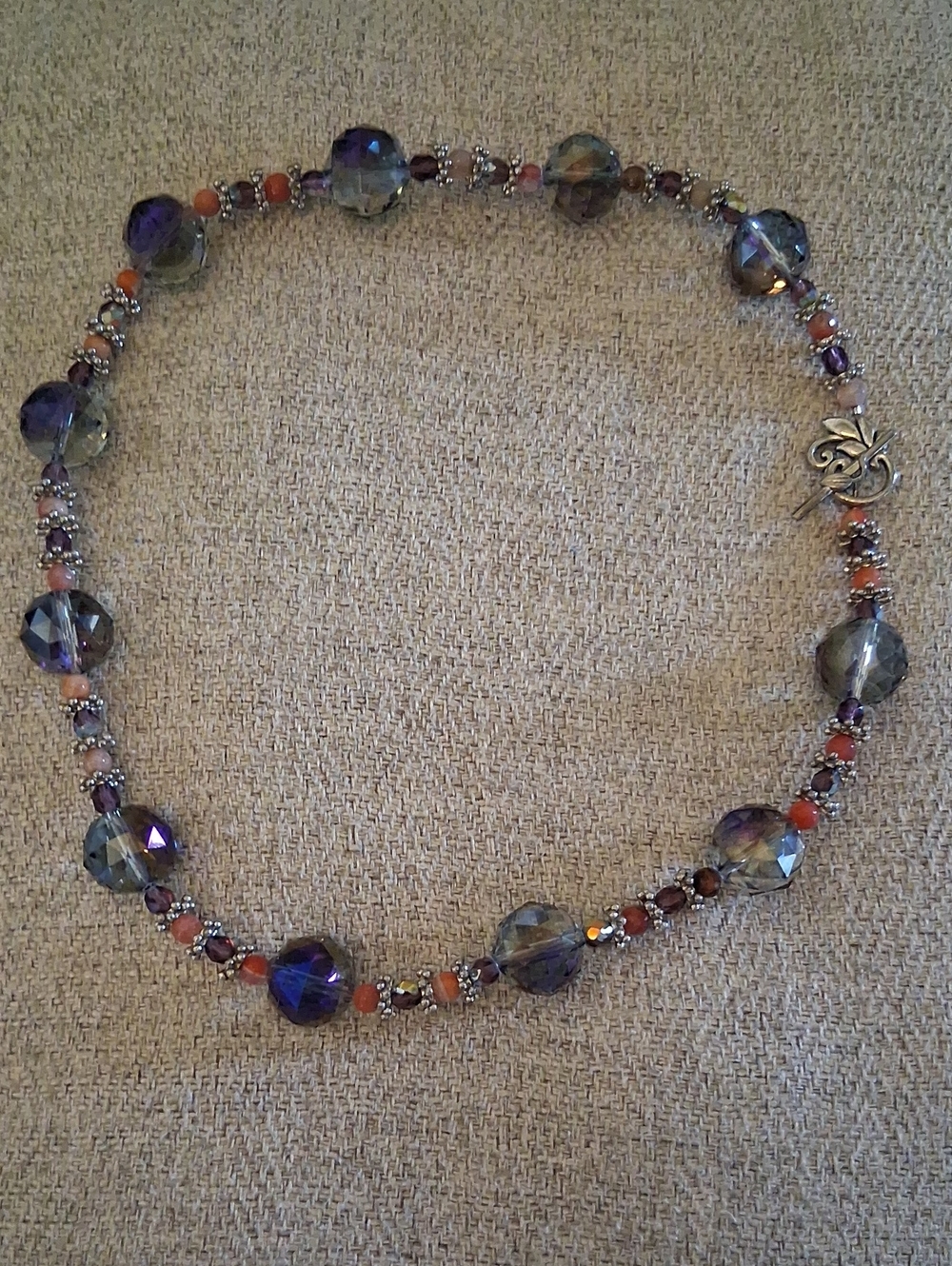 Handcrafted Purple Beaded Crystals Statement Necklace - Elegant Women's Jewelry - Picture 3 of 8